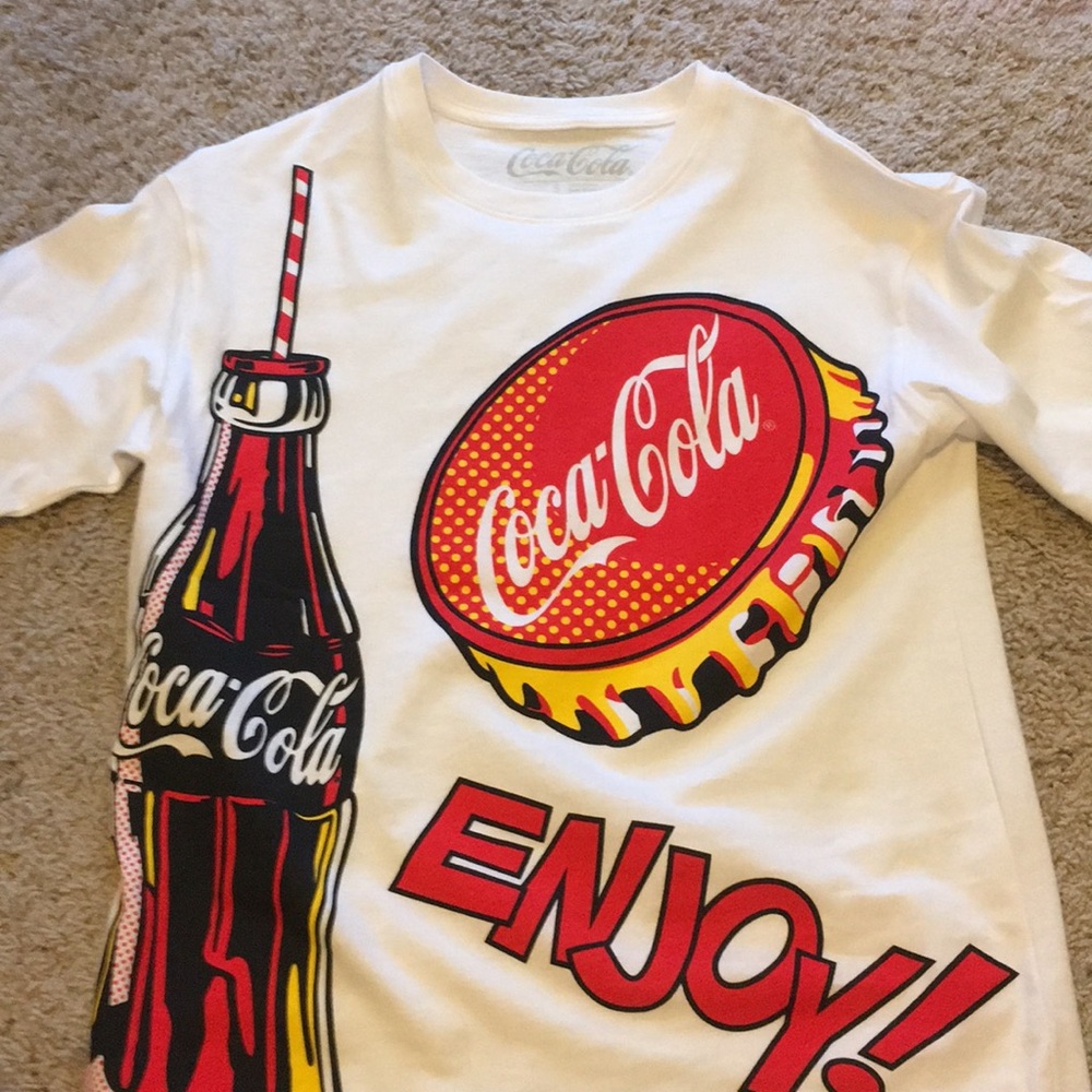 coca-cola graphic tee